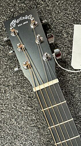 Martin DJR10 Sitka/Sapele Dread JR Acoustic Guitar Solid Wood