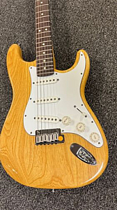 Fendener American Standard Stratocaster Natural Maple FB With Fender Bag 1997