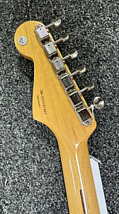 Fender Classic Player 50s Stratocaster®, Maple Fingerboard, Shoreline Gold 60th